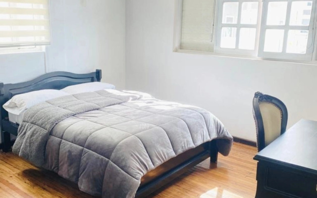 Hotel Muros Quito