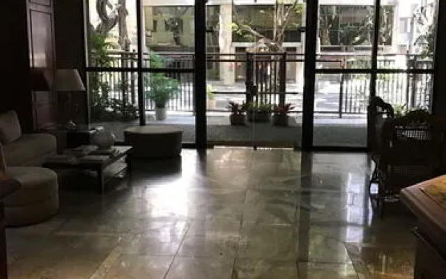 Ocean Flat Condo Building by LinkHouse