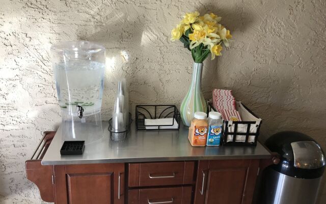 Best Western Plus Tempe by the Mall