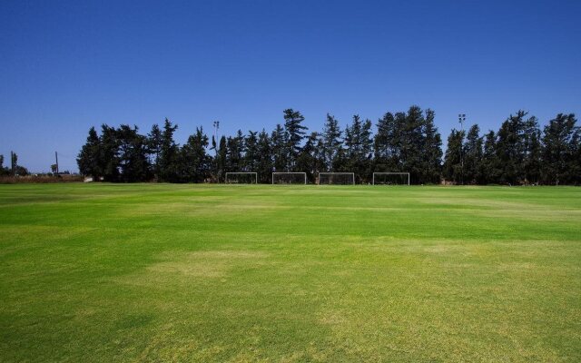 Episkopiana Hotel And Sports Resort