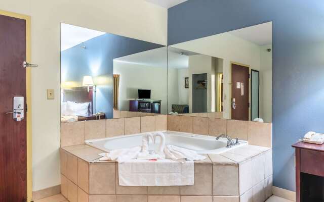 Econo Lodge Inn & Suites Pritchard Road North Little Rock