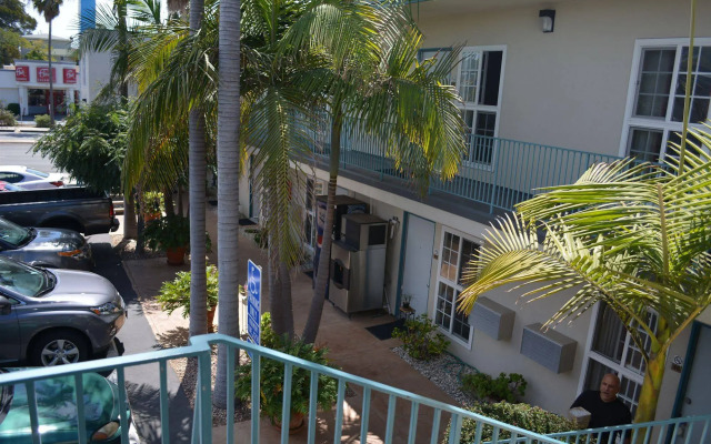 Seaside Motel