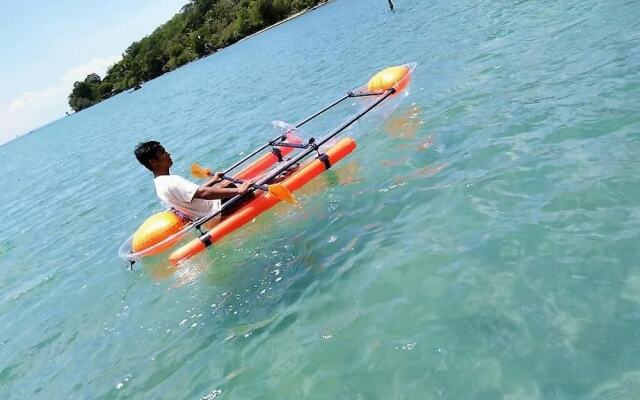 Dreamland Beach Holiday