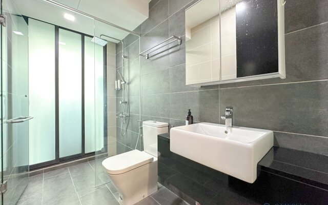 Almas Suites Puteri Harbour by Stayrene