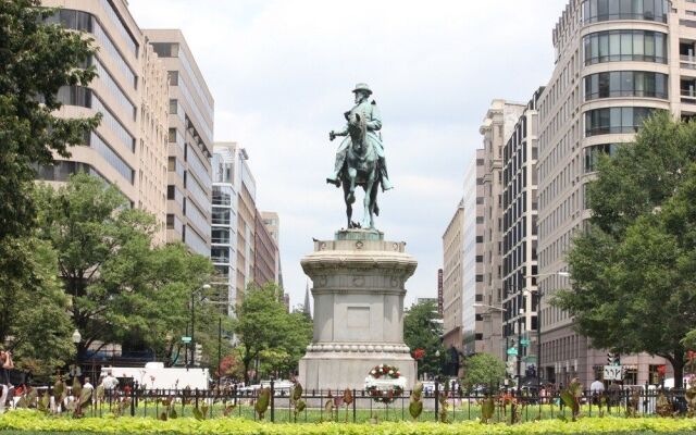 Luxury Apartments By White House