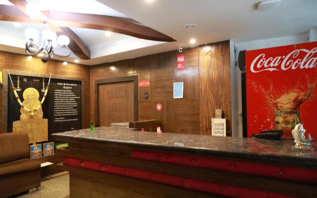 Sravanthy Inn