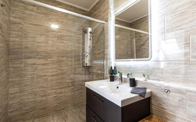 Gozsdu Court Premier Apartment