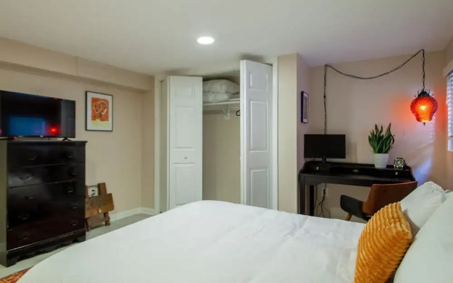 2 br City Retreat Peace Privacy Parking