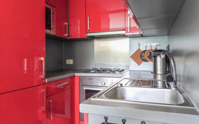 Nice Home in Rekem-lanaken With 2 Bedrooms