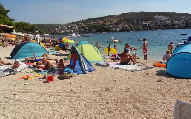 Branko - 60m From the Beach - A2