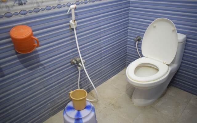 Parisha Residency - Temple Side Hotel