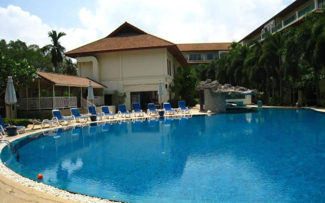 Baan Puri Apartments