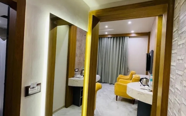 HOTEL DOUBLE CROWN Mumbai AIRPORT T2