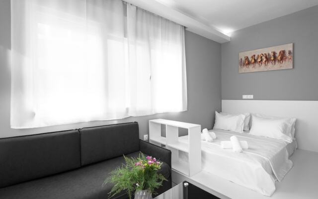 DeniZen Boutique Apartments, Nilie Hospitality MGMT