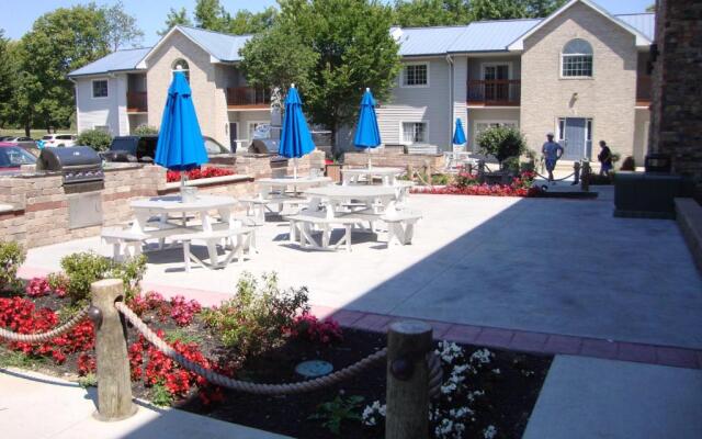 Put-in-Bay Waterfront Condo #109