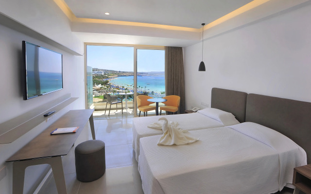 Nelia Beach Hotel & Spa