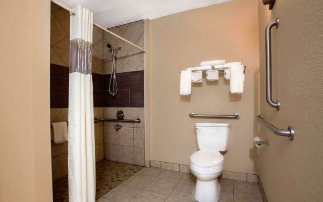Quality Inn & Suites University Area