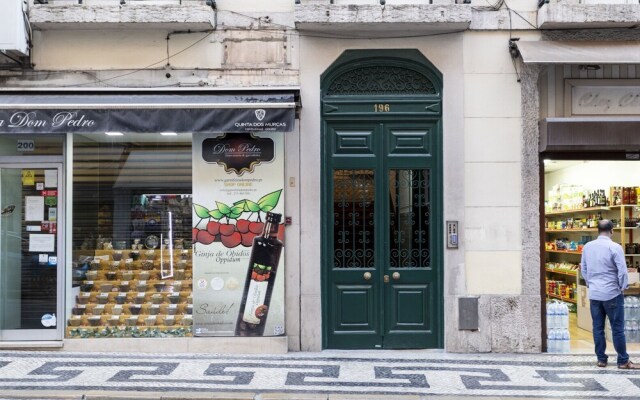 ALTIDO Classic 2BR Apt in Baixa w/balcony in Baixa, close by Rossio subway