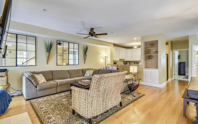 Rehoboth Avenue 506f