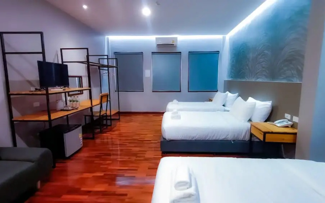 The Riva Vientiane Hotel