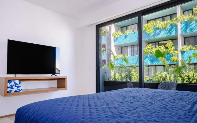 Menesse Town Tower 203 1 Bedroom Condo