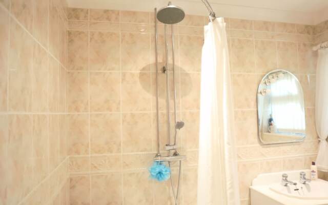 Cresswell by the Beach