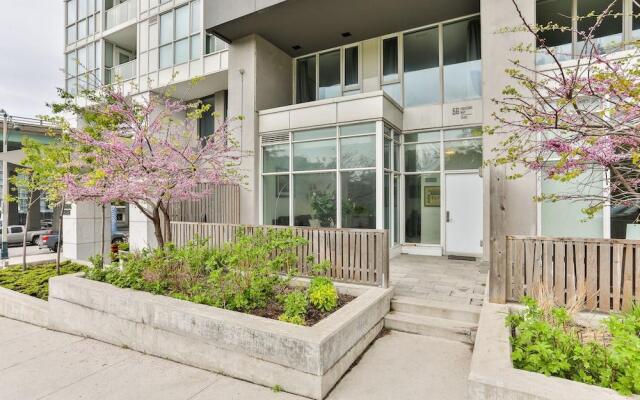 Gorgeous 2 Storey Townhouse