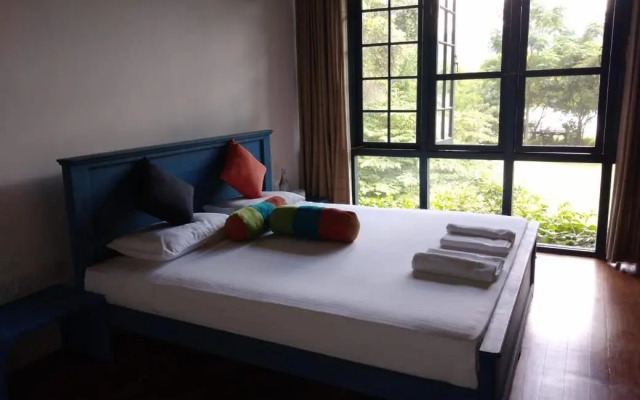 Gaia Lake Bungalow, Kandalama