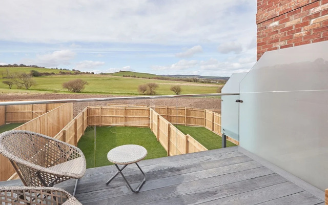 Host Stay Highfield House