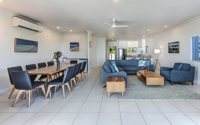 Blue Water Views 16