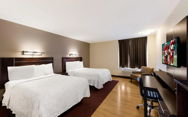 Red Roof Inn PLUS+ Columbus Downtown-Convention Center