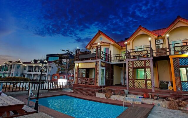 Gyeongju B House Pension