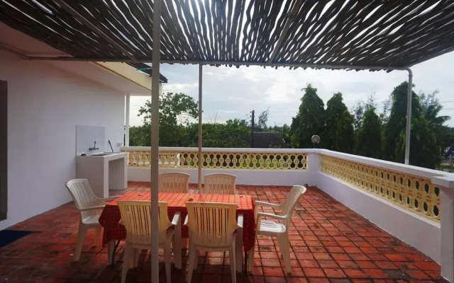 Siku Moja Villa - Beautiful Beach Family Villa