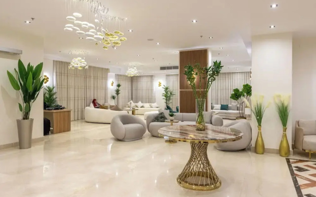 Mazar Pyramids Hotel