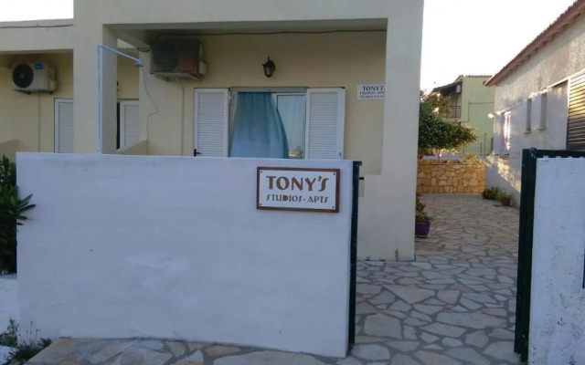 Tony's Apartments