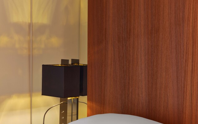 Le Metropolitan Paris Tour Eiffel, a Tribute Portfolio Hotel