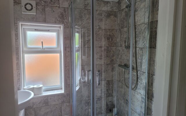 Comfy One Bedroom Flat