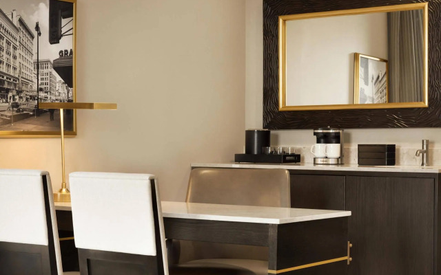 Embassy Suites by Hilton Syracuse Destiny USA