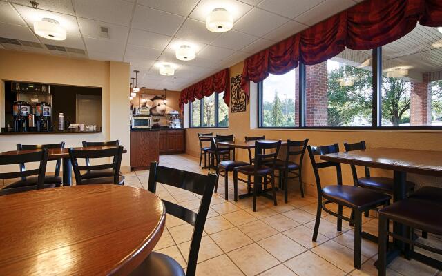 Best Western PLUS Caldwell Inn