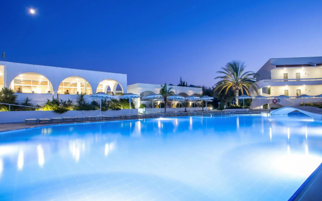 Hotel Niriides Beach
