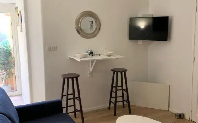 Studio terrasse rue piétonne Ajaccio