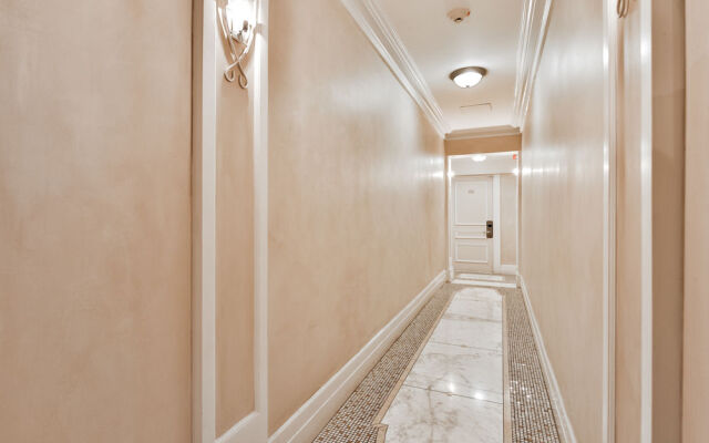 Sonder by Marriott Bonvoy Le Victoria Apartments Old Montreal