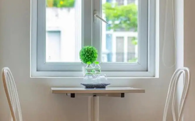 Simmi 4 Hotel & Apartment Near SECC