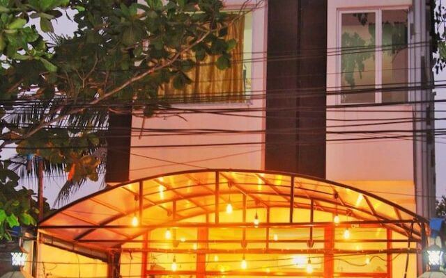 The Lodge Yangon Poshtel - Hostel