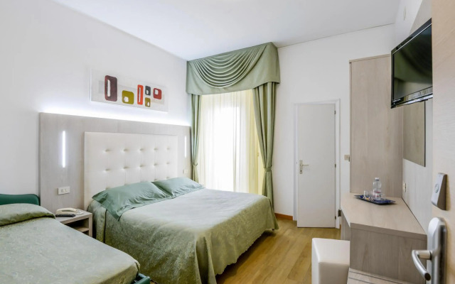 Hotel Corinna