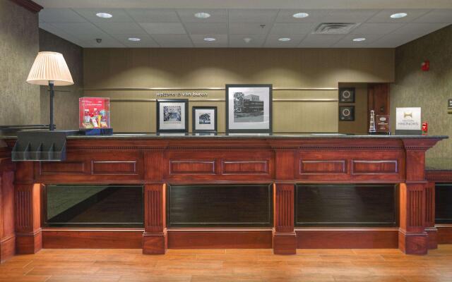 Hampton Inn Van Buren