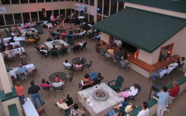 Clarion Inn