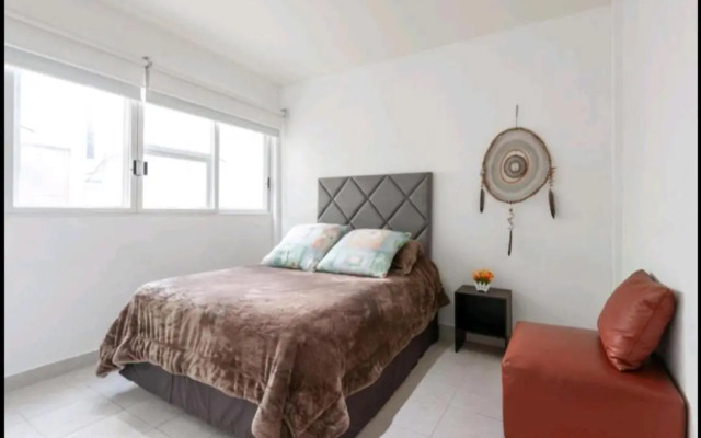 Pennsylvania WTC High End 1parking/2BR/2BA