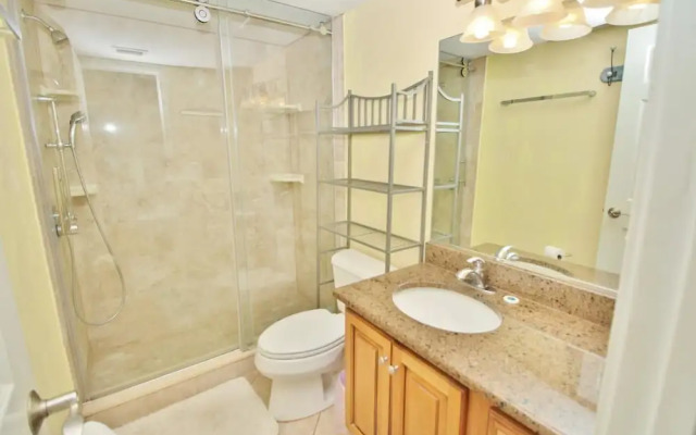 Sea Coast Gardens III 117