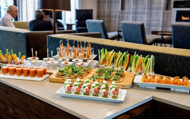 Courtyard Edmonton West